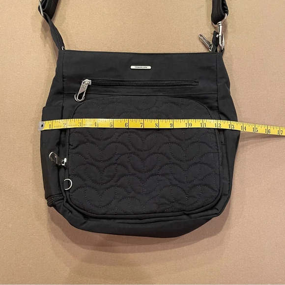Travelon Exclusive Edition Black Quilted Anti-Theft Crossbody Bag - Picture 11 of 12